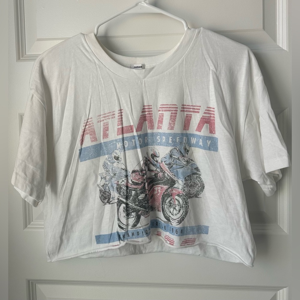 GARAGE white graphic tee